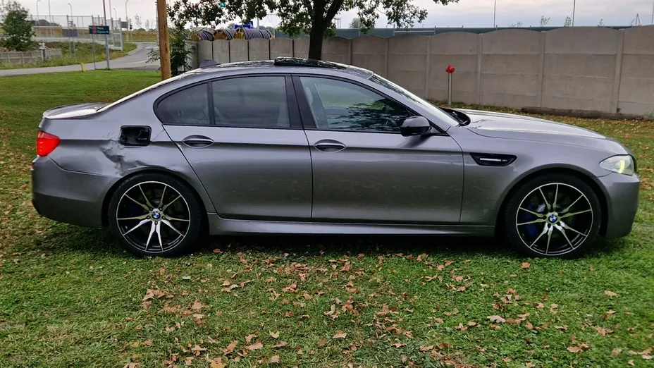 BMW M5 -