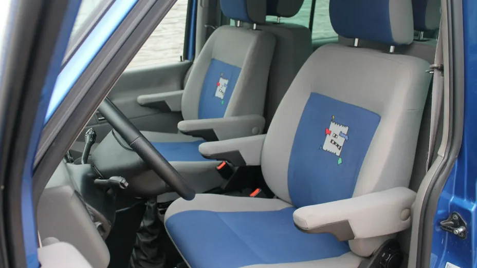 VOLKSWAGEN Multivan -