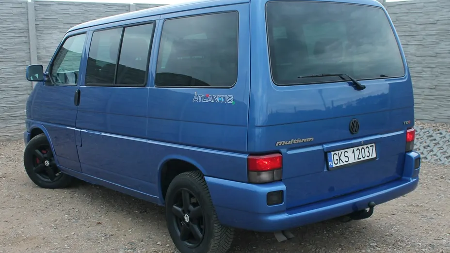 VOLKSWAGEN Multivan -