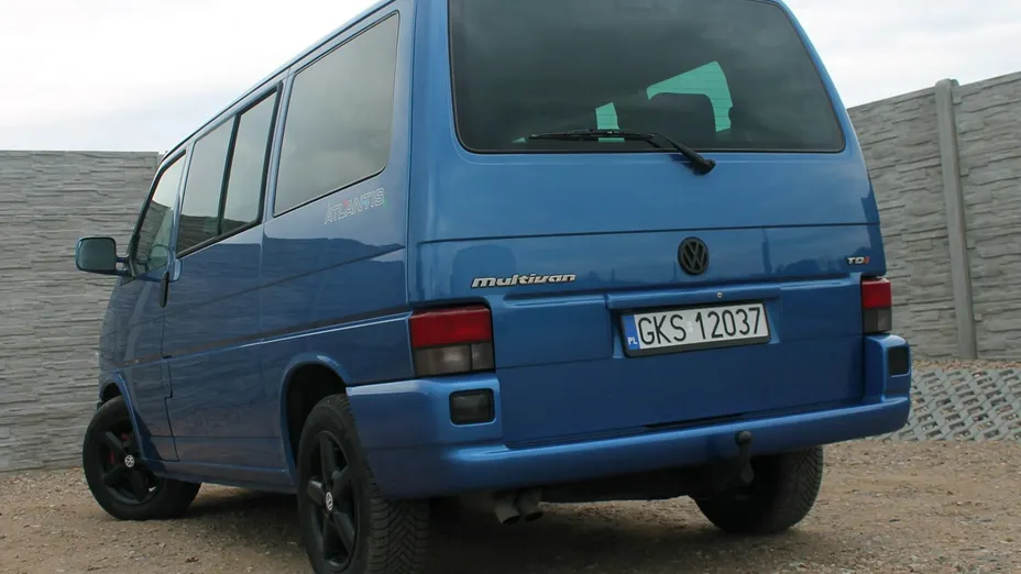 VOLKSWAGEN Multivan -