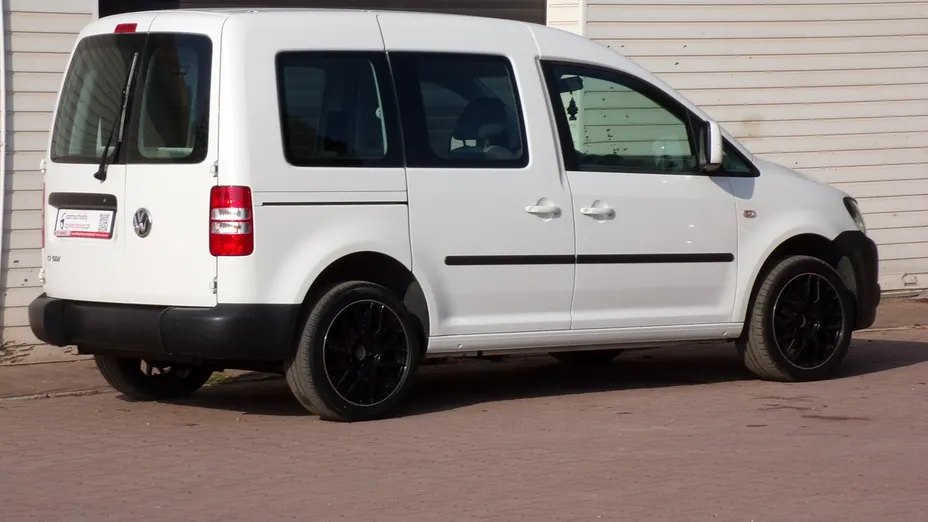 VOLKSWAGEN Caddy -