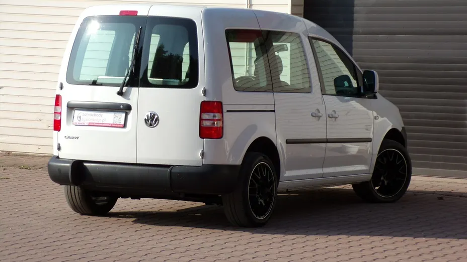 VOLKSWAGEN Caddy -