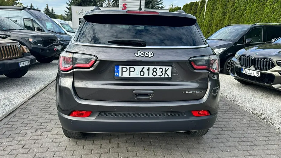 JEEP Compass -