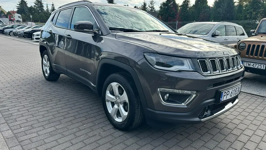 JEEP Compass -