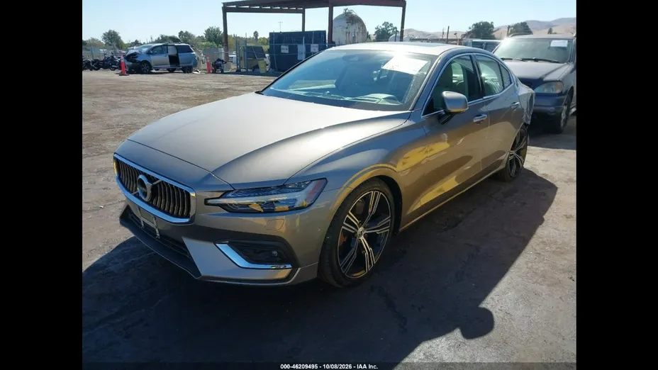VOLVO S60 -