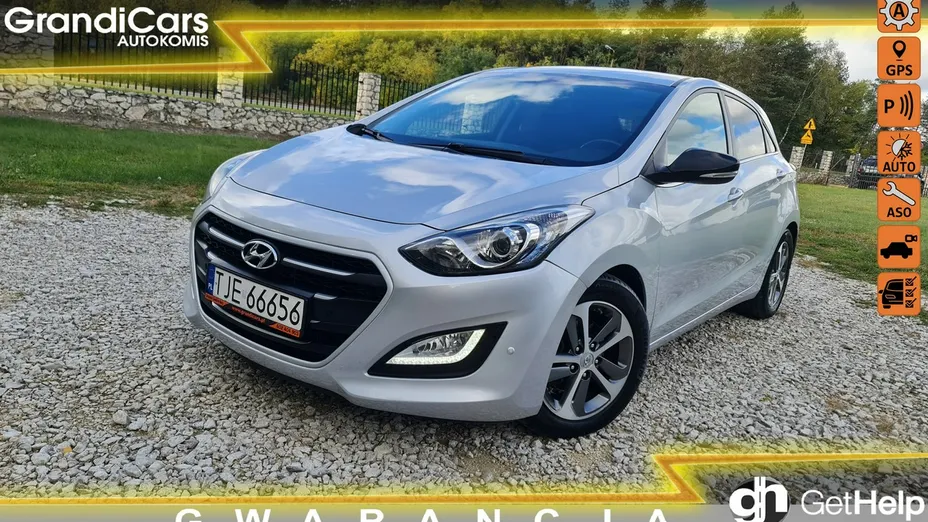 HYUNDAI i30 -