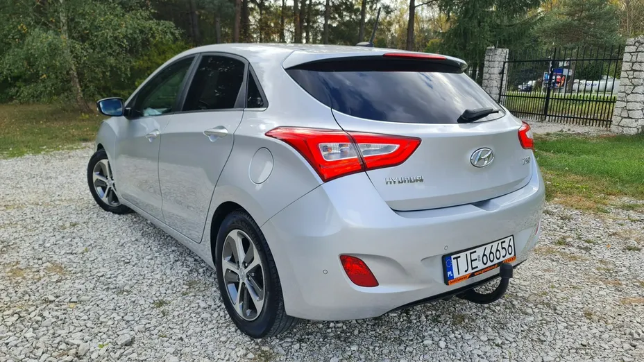 HYUNDAI i30 -