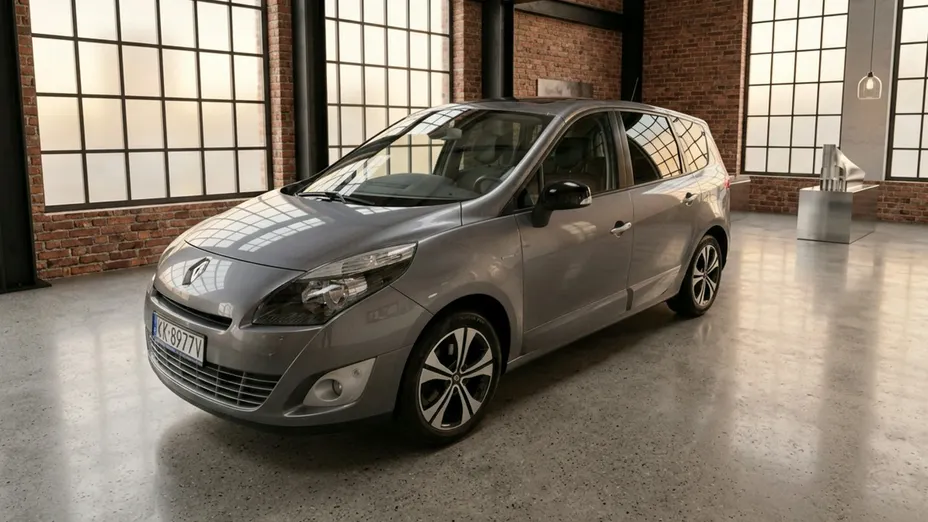 RENAULT Grand Scenic -