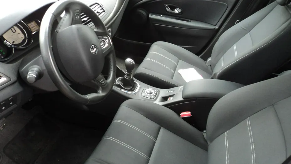 RENAULT Megane -