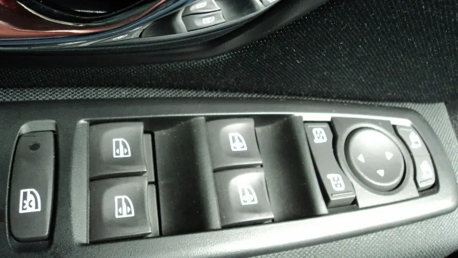 RENAULT Megane -