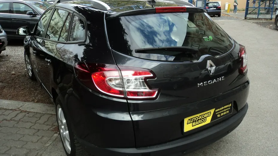 RENAULT Megane -