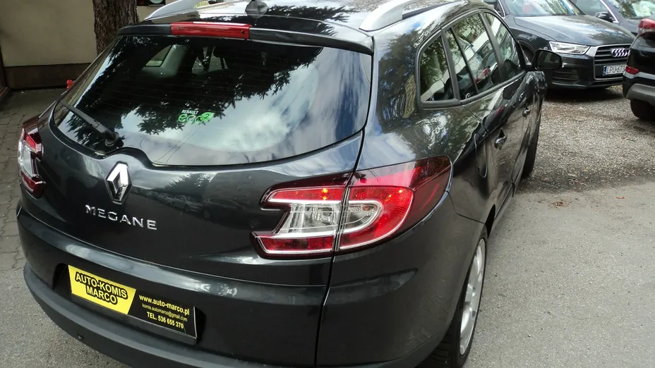 RENAULT Megane -