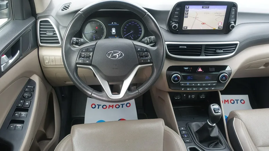 HYUNDAI Tucson -