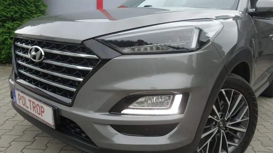 HYUNDAI Tucson -