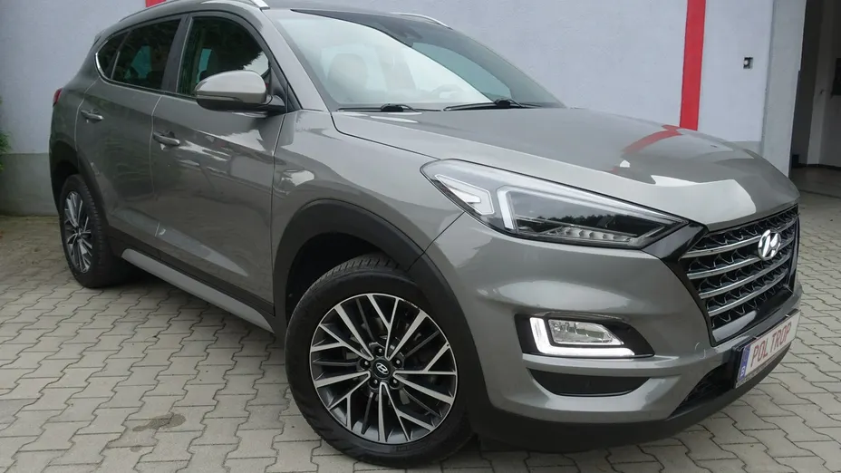 HYUNDAI Tucson -