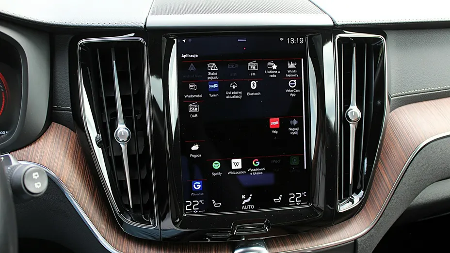 VOLVO XC60 -