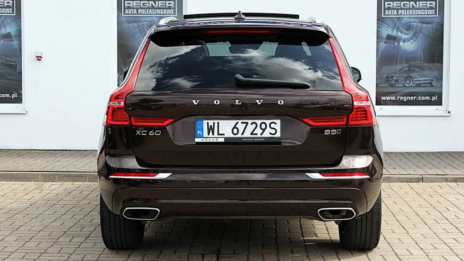 VOLVO XC60 -