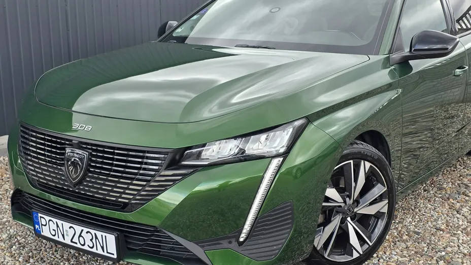 PEUGEOT 308 -
