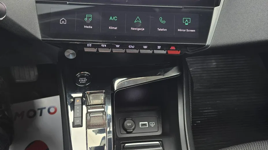 PEUGEOT 308 -