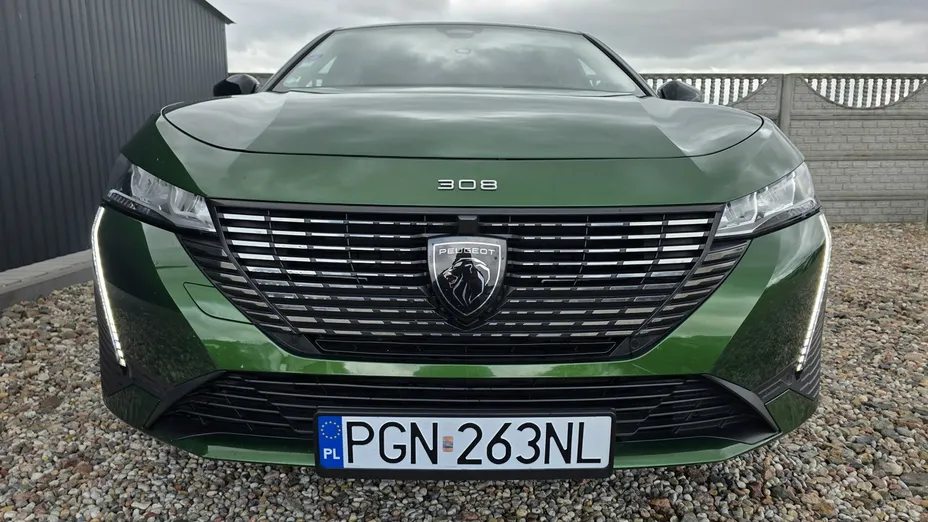 PEUGEOT 308 -