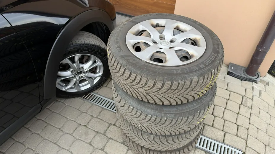 MAZDA CX-3 -