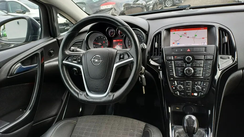OPEL Astra -