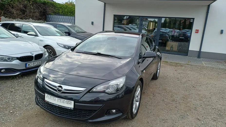 OPEL Astra -