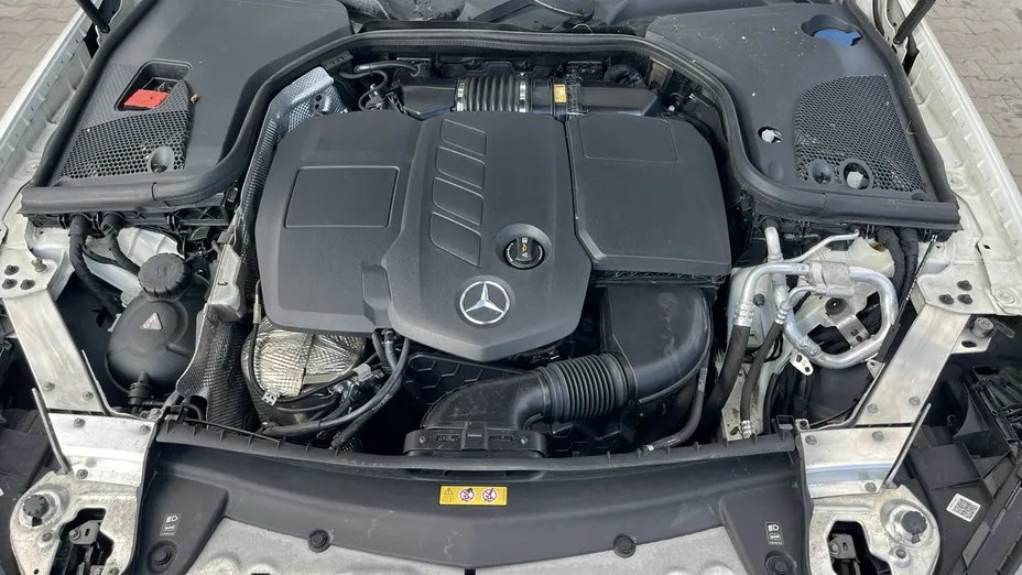 MERCEDES-BENZ E Klasa -