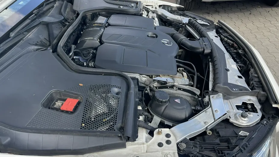 MERCEDES-BENZ E Klasa -