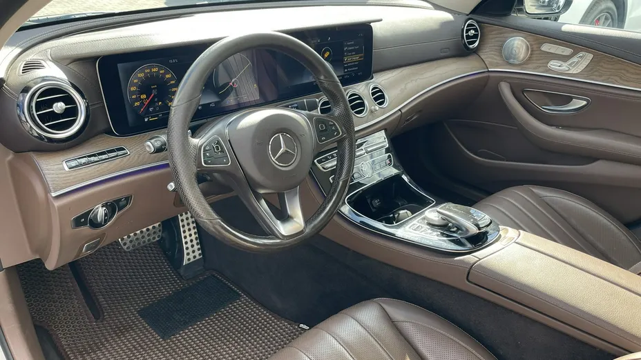 MERCEDES-BENZ E Klasa -