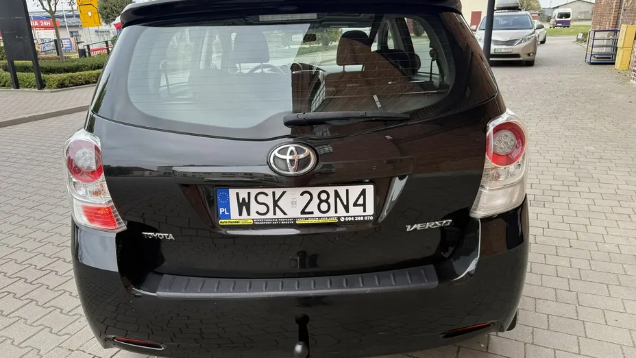 TOYOTA Verso -