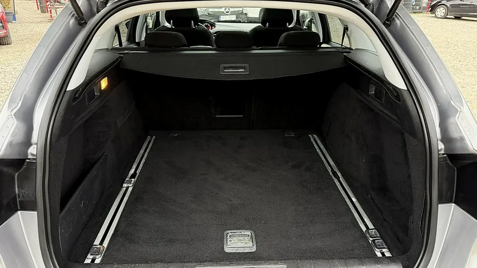 PEUGEOT 308 -