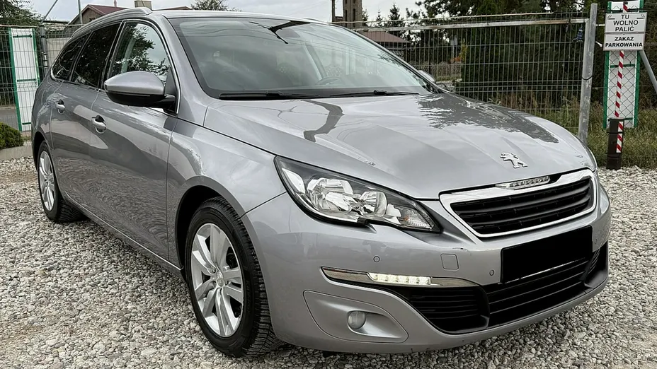 PEUGEOT 308 -