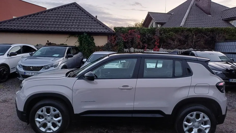 JEEP Avenger -