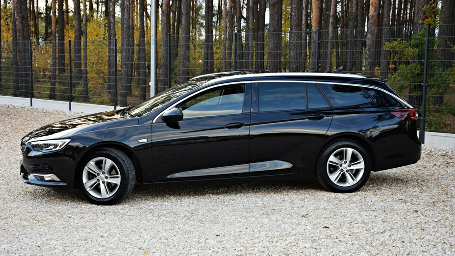 OPEL Insignia -