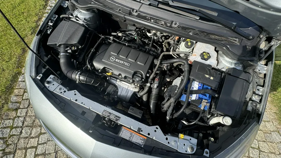 OPEL Astra -