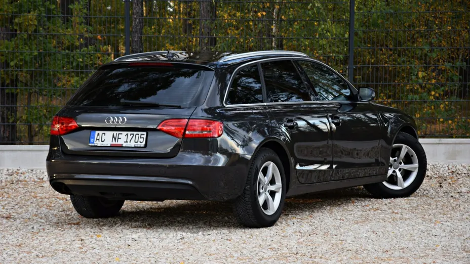 AUDI A4 Avant -