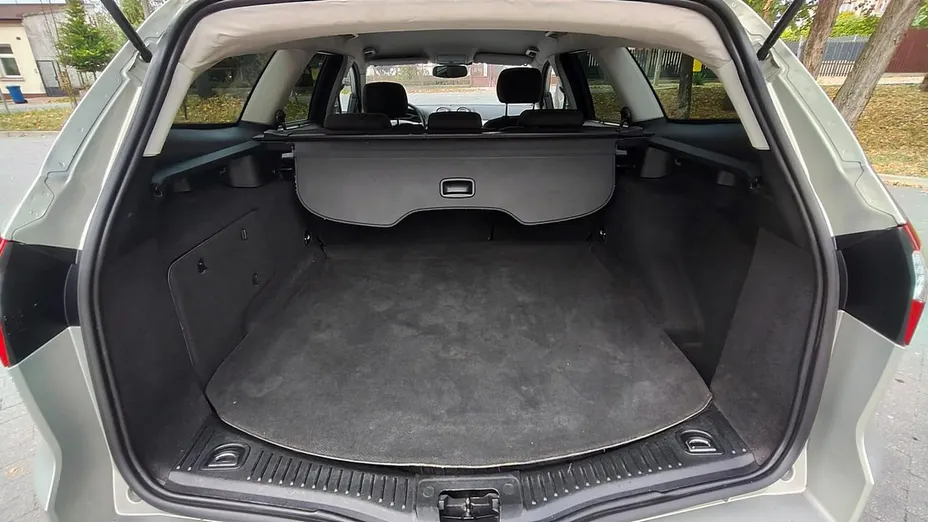 FORD Mondeo -