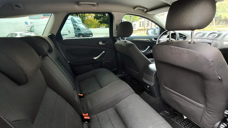 FORD Mondeo -