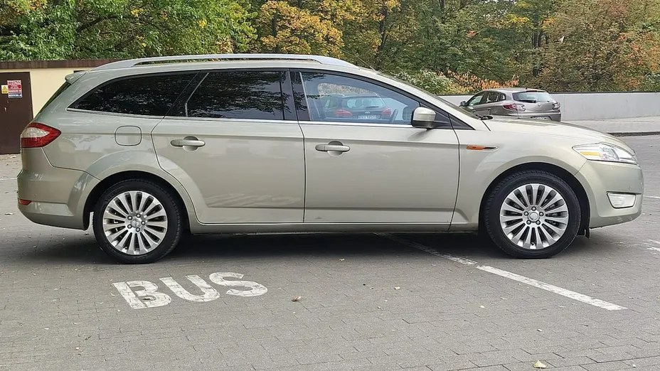 FORD Mondeo -