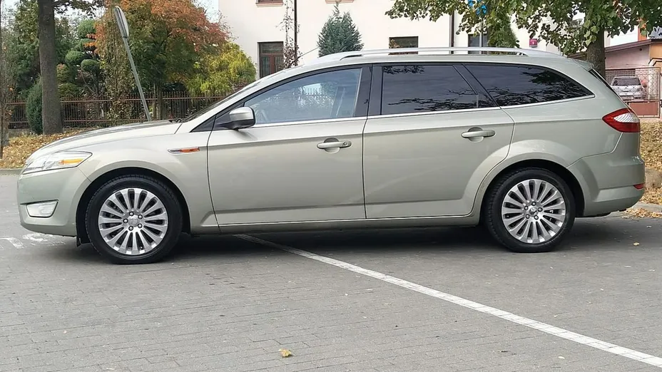 FORD Mondeo -