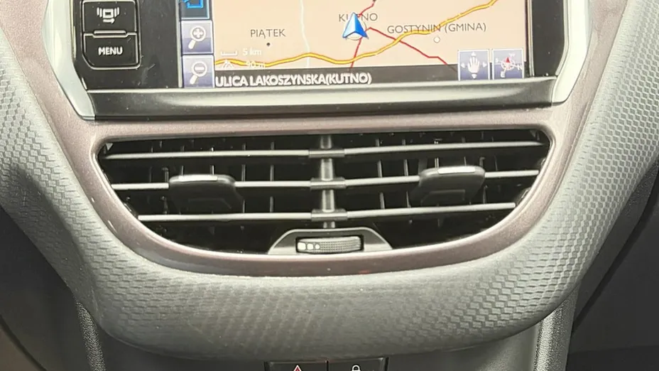 PEUGEOT 2008 -