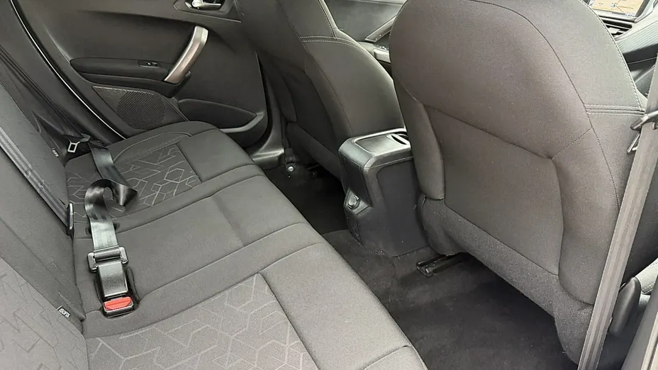 PEUGEOT 2008 -