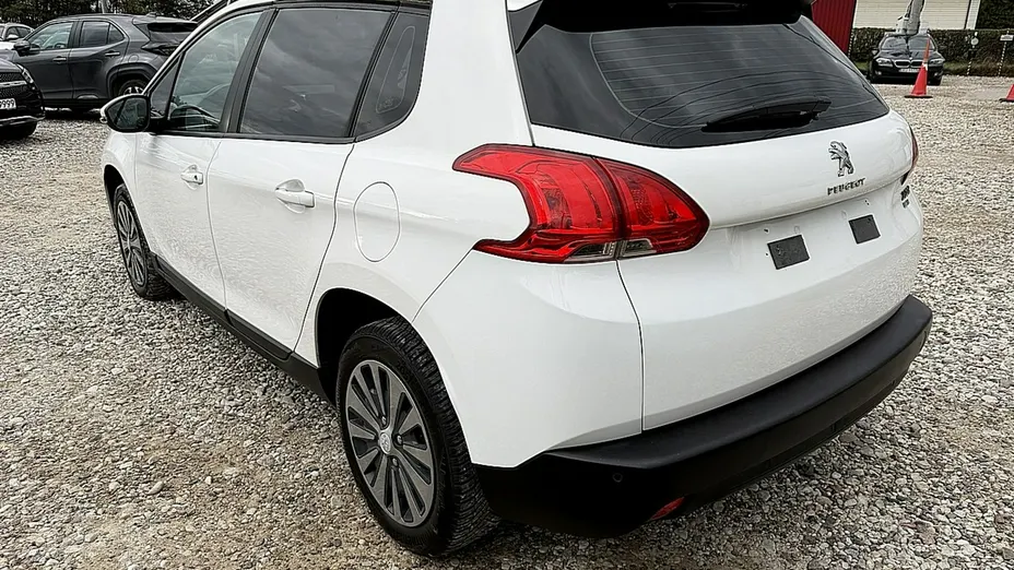 PEUGEOT 2008 -