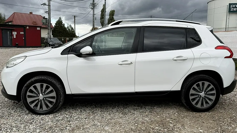 PEUGEOT 2008 -