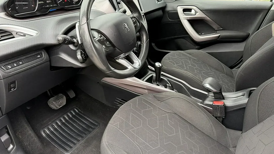 PEUGEOT 2008 -