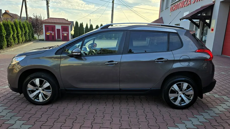 PEUGEOT 2008 -