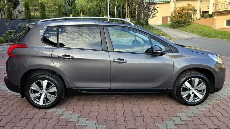 PEUGEOT 2008 -