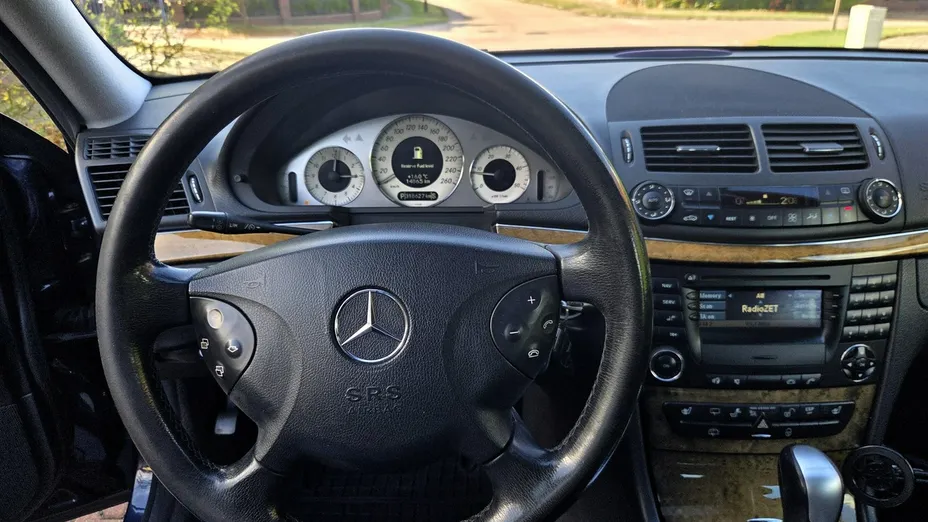 MERCEDES-BENZ E Klasa -
