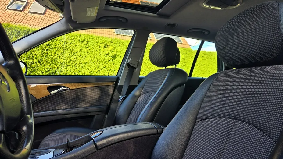 MERCEDES-BENZ E Klasa -